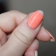 Защо гел лакът се придържа лошо към ноктите?
