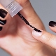 How to gently and evenly paint your nails yourself?