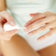 Förstärkning nagellack: typer, tips för att välja och använda