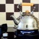 Чайници за газова печка: видове и тънкости по избор