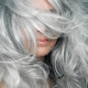 Cor dos cabelos grisalhos: tons, seleção de cores, dicas de tingimento