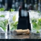 Cocktaileja lasit: mitkä ovat ja miten ne valitaan?