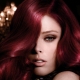 لون الشعر الأحمر الداكن: الظلال الحالية وتوصيات الصباغة