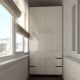 Шкафове на балкона: сортове, подбор, инсталация, примери