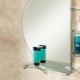 Spogulis ar plauktu vannas istabā: šķirnes, ieteikumi izvēlei