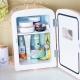 Kosmetiikan jääkaappi: yleiskatsaus malleista ja valituista ominaisuuksista