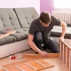Как да разглобявате ъглов диван?