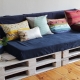 Hvordan lage en sofa av paller med egne hender?