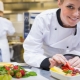 Assistente di cucina: requisiti di qualifica e funzione
