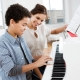 مدرس البيانو: الصفات المهنية ومسؤوليات العمل