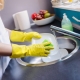 Guantes para lavar platos: tipos y reglas de elección