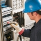 Elektriker: yrkesbeskrivelse og stillingsbeskrivelser