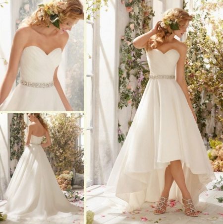 Jednoduché svadobné šaty, krátke vpredu a dlhé v chrbte