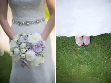 Bouquet da sposa e scarpe da sposa lavanda