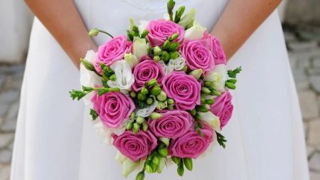 Bó hoa cô dâu