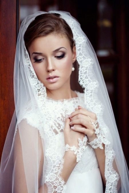 wedding dress with lace veil