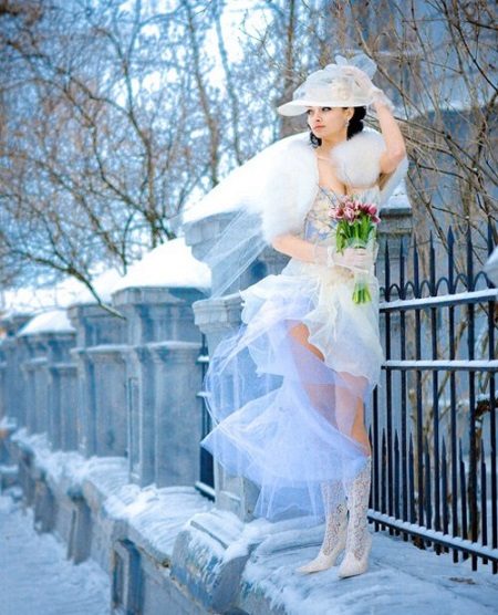 Zimní svatební šaty