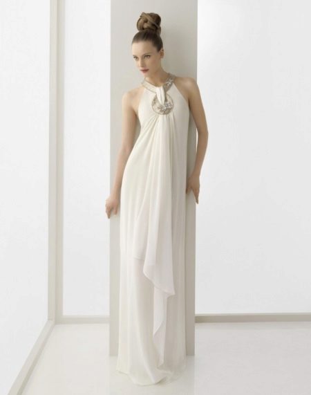 Graikų vestuvinė suknelė su uždaru kaklu