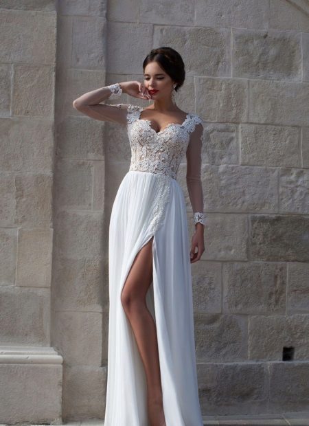 Gaun pengantin dari pereka Design Crystal