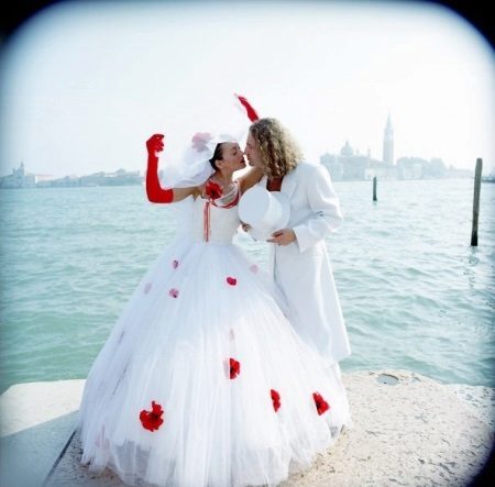 Сватбена рокля - Angelika Varum