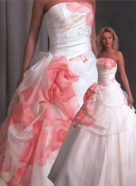 فستان زفاف مخيف