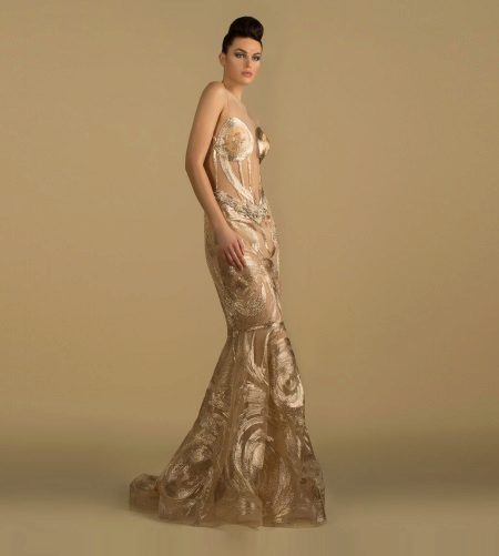 Вечерна рокля бежово от дизайнера Saiid Kobeisy