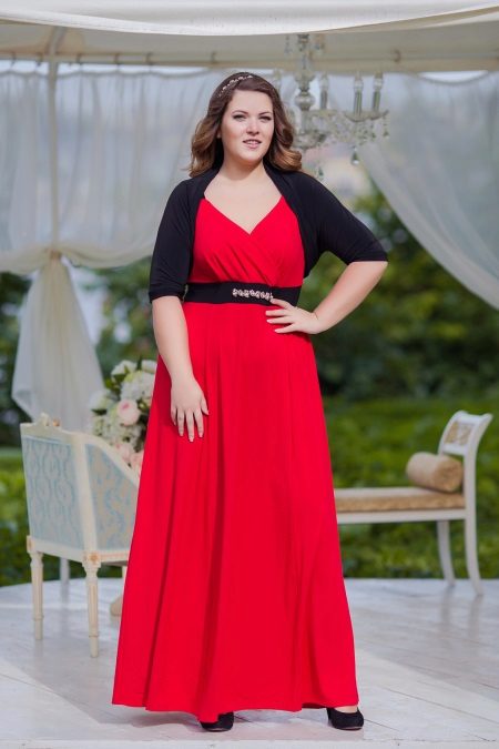 Haljina u grčkom stilu za prekomjernu težinu
