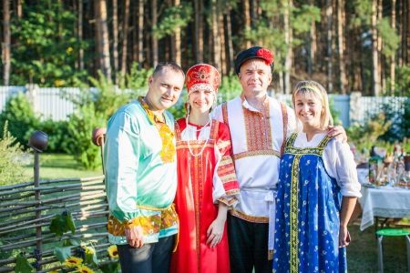 teminės vestuvės rusų stiliumi