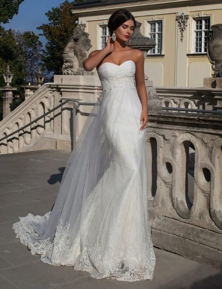 Crystal Design Lace Wedding Dress