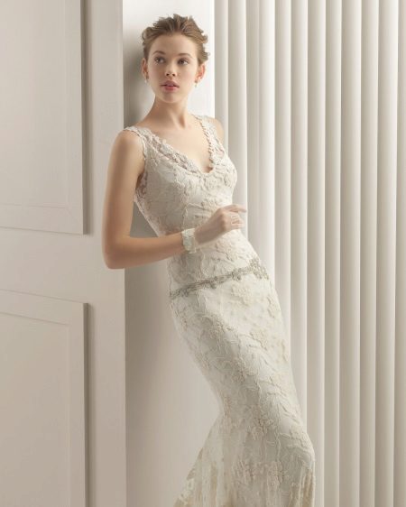 Vestido de noiva de renda por Rosa Clara 2015