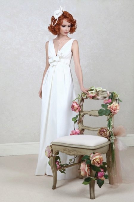 Vestido de novia de la colección de extravagancia de flores