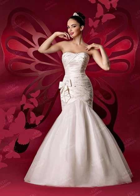 риба за сватбена рокля от To Be Bride 2012