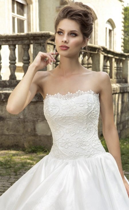 Rochie de mireasă cu corset din Armonia