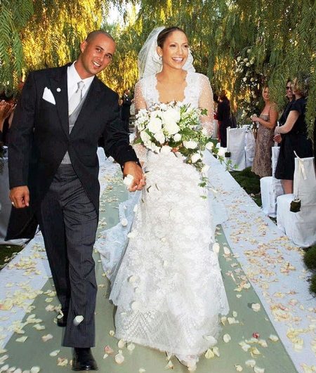 Jennifer Lopez esküvői ruha