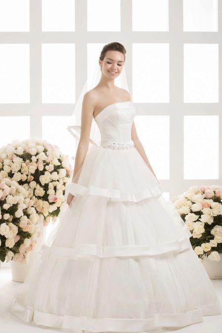 A magnificent wedding dress from Cornflowers