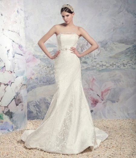 Wedding dress from the collection Swan Princess