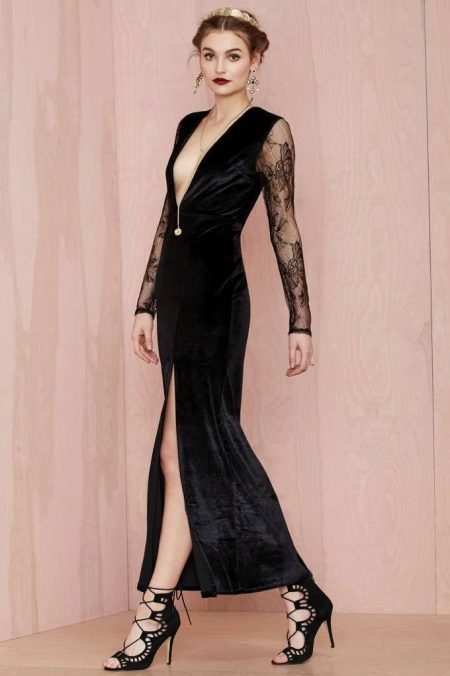 Şeffaf uzun kollu siyah kadife elbise