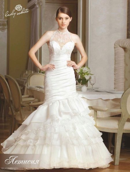 فستان زفاف من مجموعة لحن الحب من ليدي وايت ميرميد