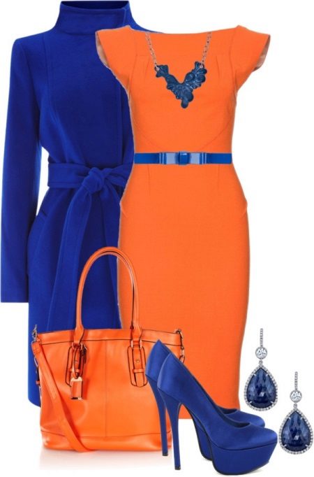 Oranžinė suknelė su mėlyna