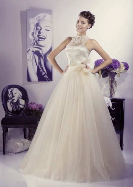 Wedding dress from Tanya Grieg magnificent