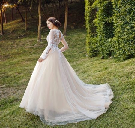 Ivory Wedding Dress