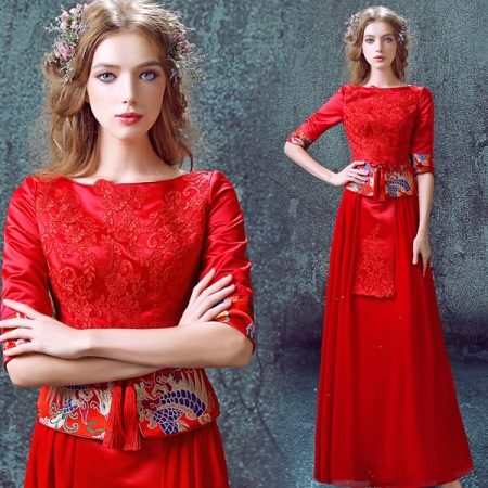 Çin'den kırmızı gece elbisesi