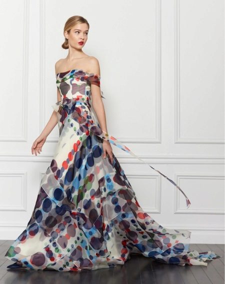 Цветна рокля от Каролина Херара