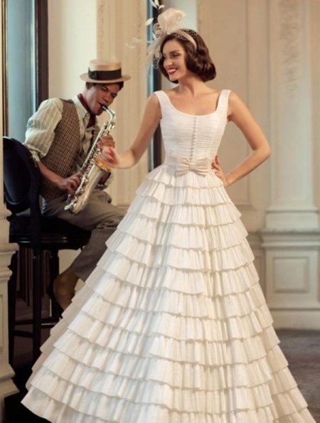 Vintage nové luk svadobné šaty