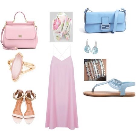 Accessori blu per un abito rosa