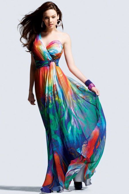 Абстрактна шарена рокля