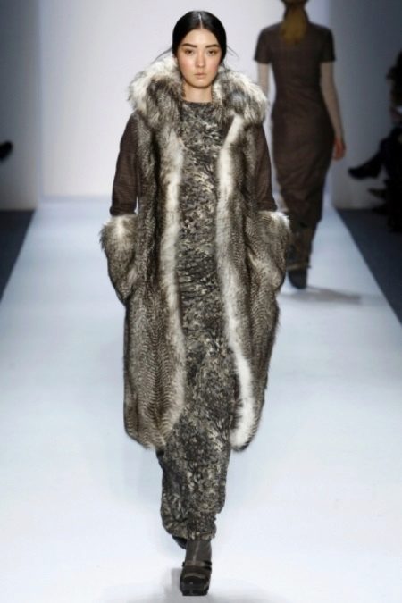 Палто от овча кожа за дълга рокля през зимата