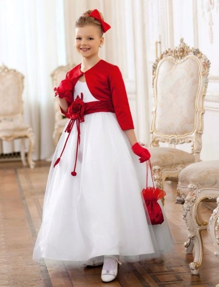 Болеро да абитуриентски рокля в детската градина