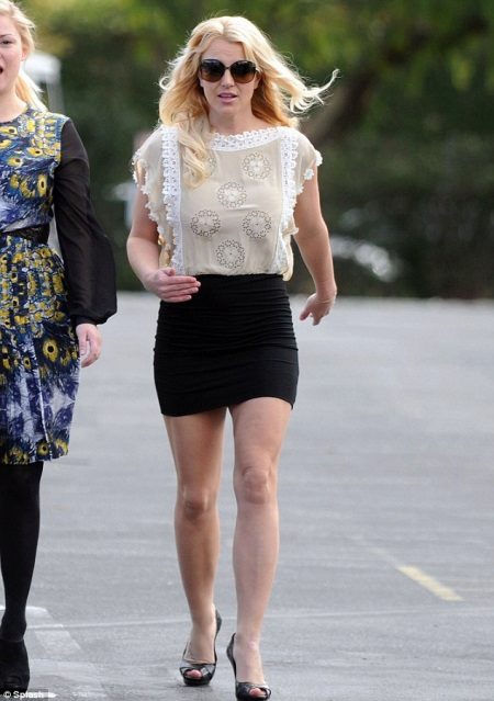 Pohárik Appleney Glass Britney Spears v sukni